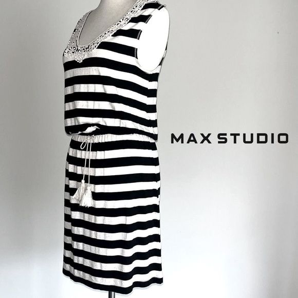 MAX STUDIO BLACK AND WHITE STRIPED PULLOVER DRESS | DRAWN WAIST | XS - Picture 2 of 9